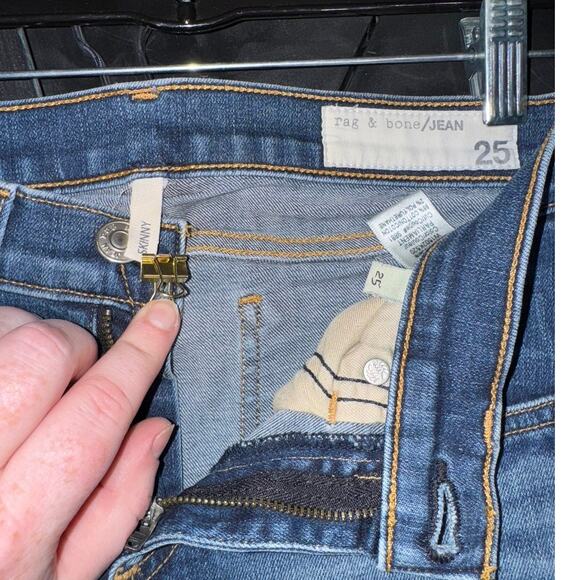 Rag & Bone Skinny Fit Jean in Parliament - Picture 4 of 4